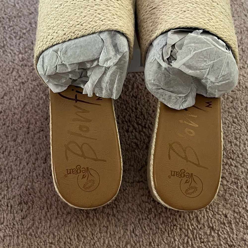 Blowfish Tan Slip-On Shoes